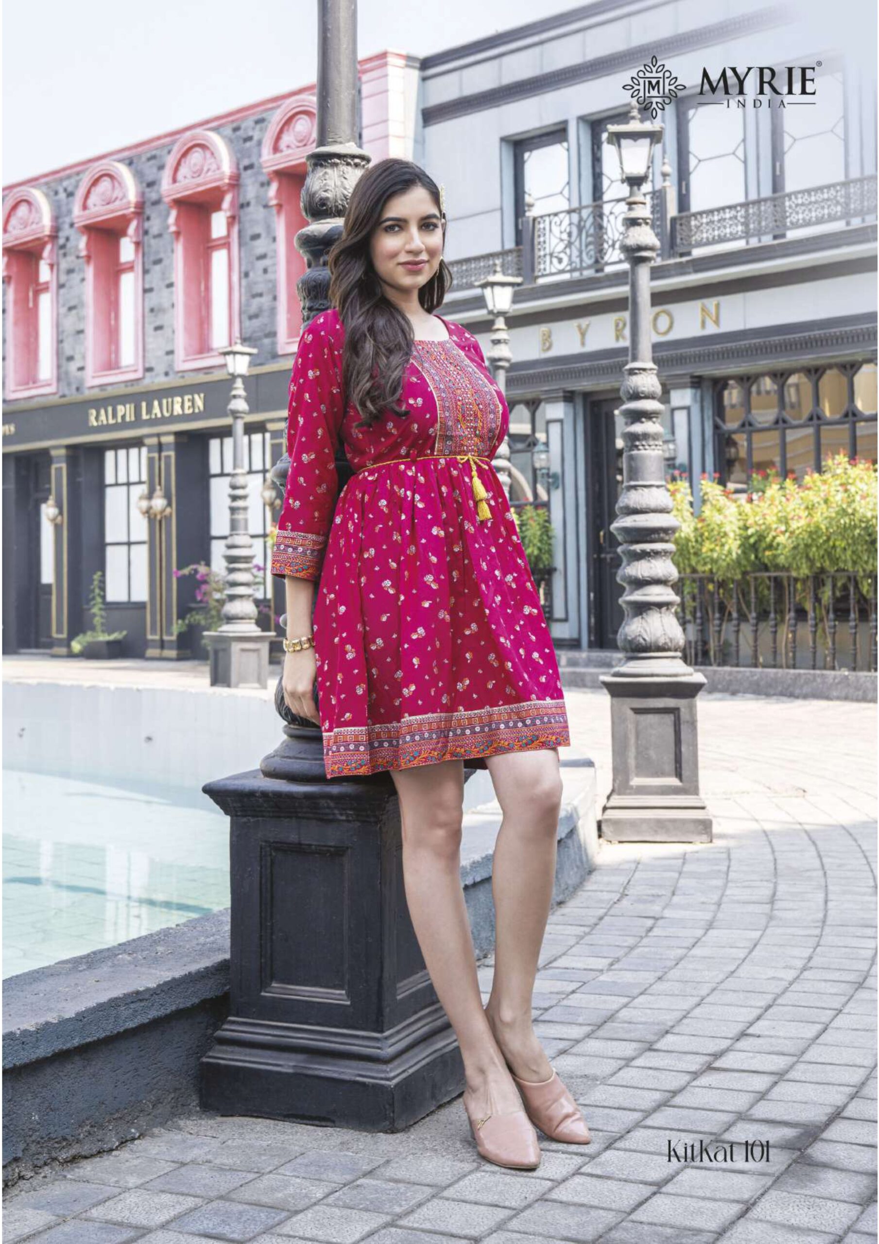 Myree Present Kitkat Rayon Printed Tunic