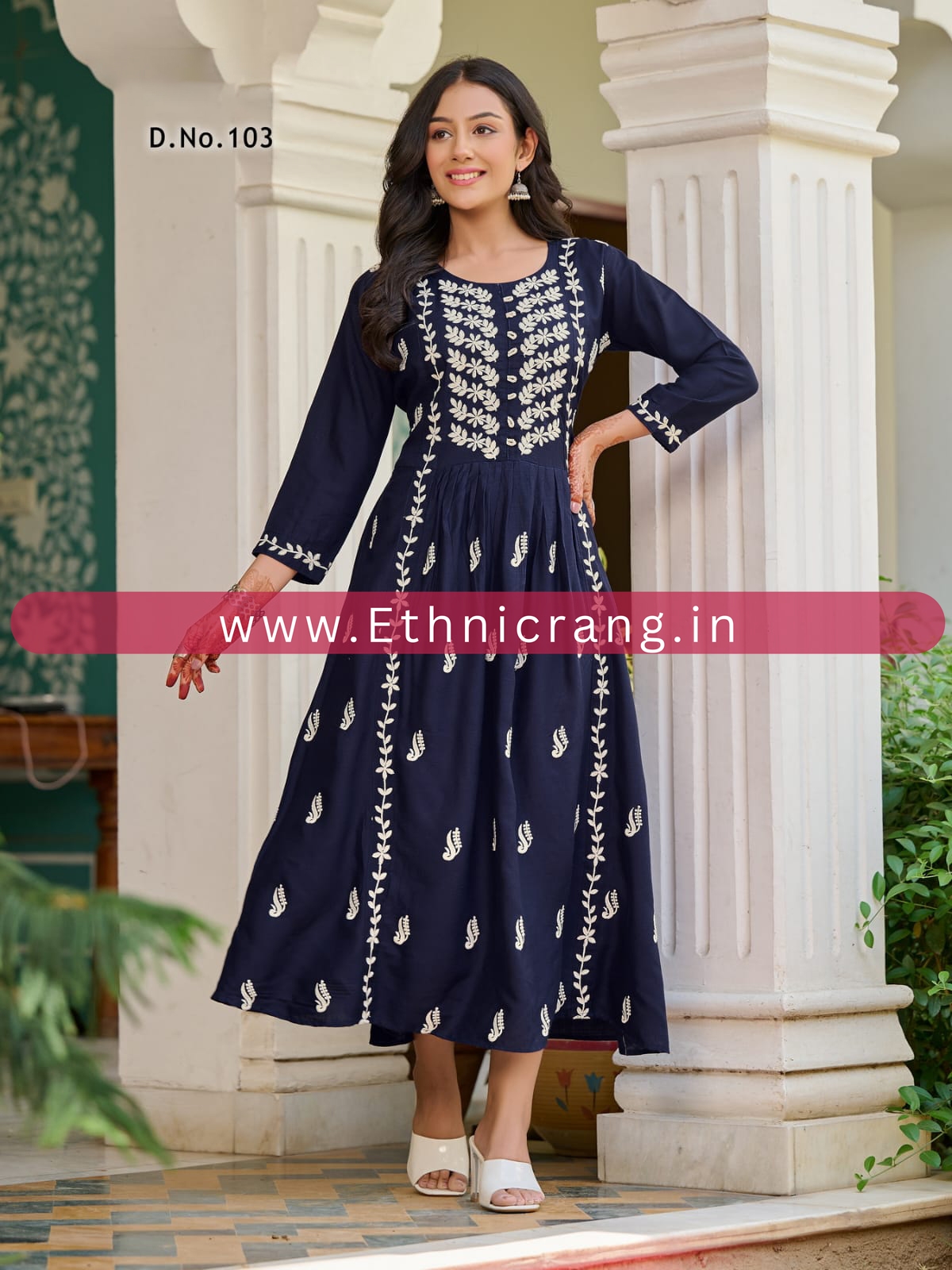Women Embroidered Lkhnavi Rayon Flared Kurti