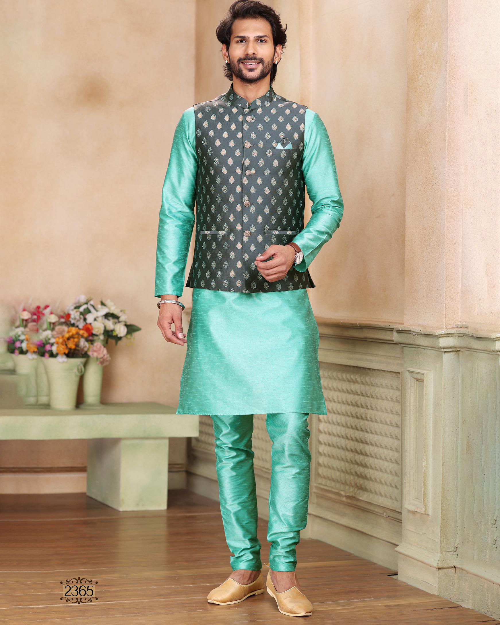 Presenting Readymade Men's Wear Kurta With Pajama With Jacket For Wedding