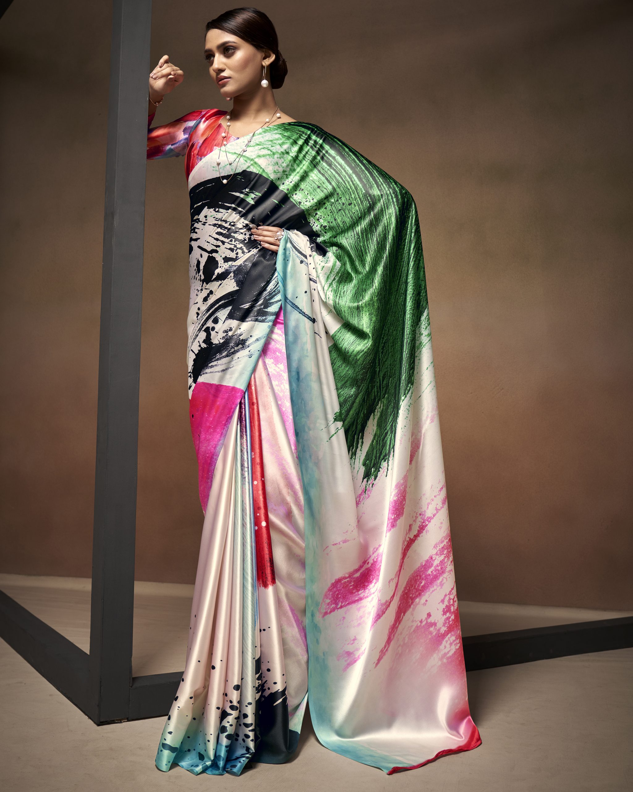 Women's Beautiful Satin Silk Sarees With Blouse