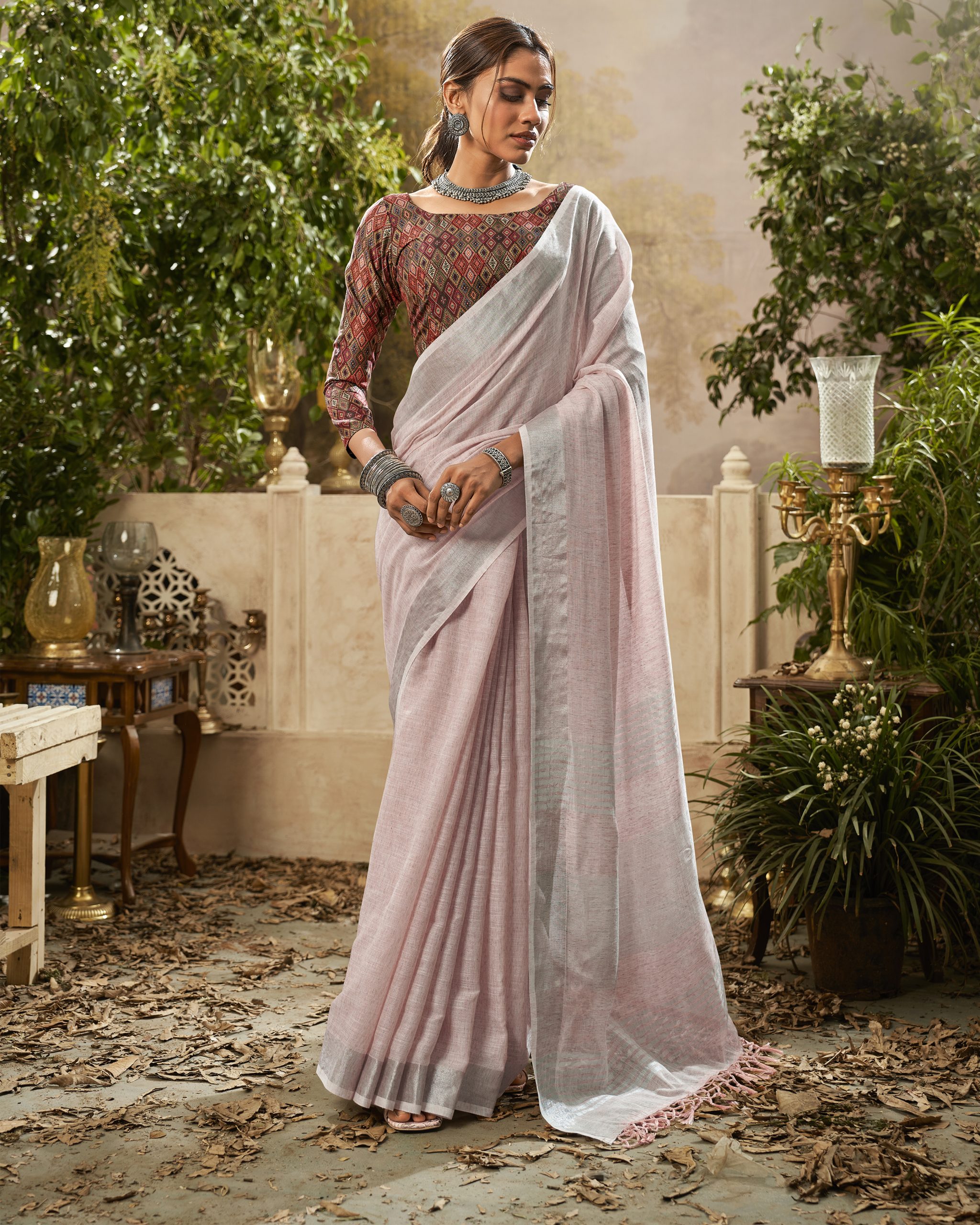 Women's Unstitched Handloom Weaving Linen Saree With Blouse