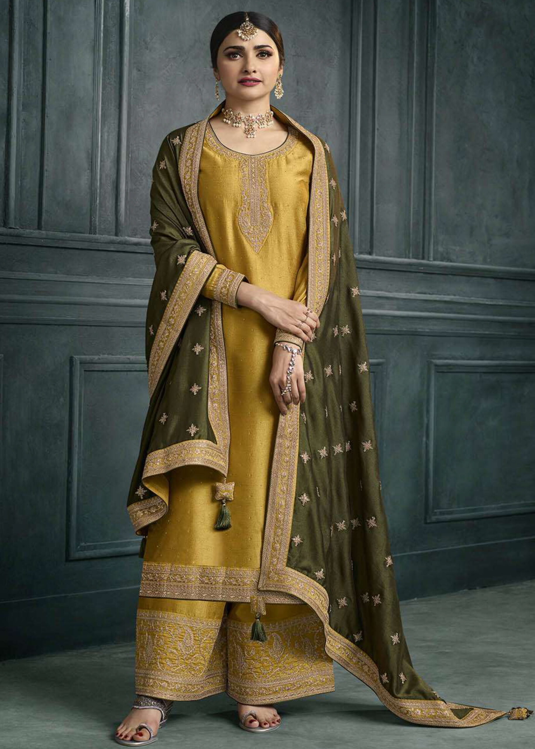 Vinay Fashion Kaseesh Shaheen Vol 4 Desinger Pakistani Style Semi Stitched Suit