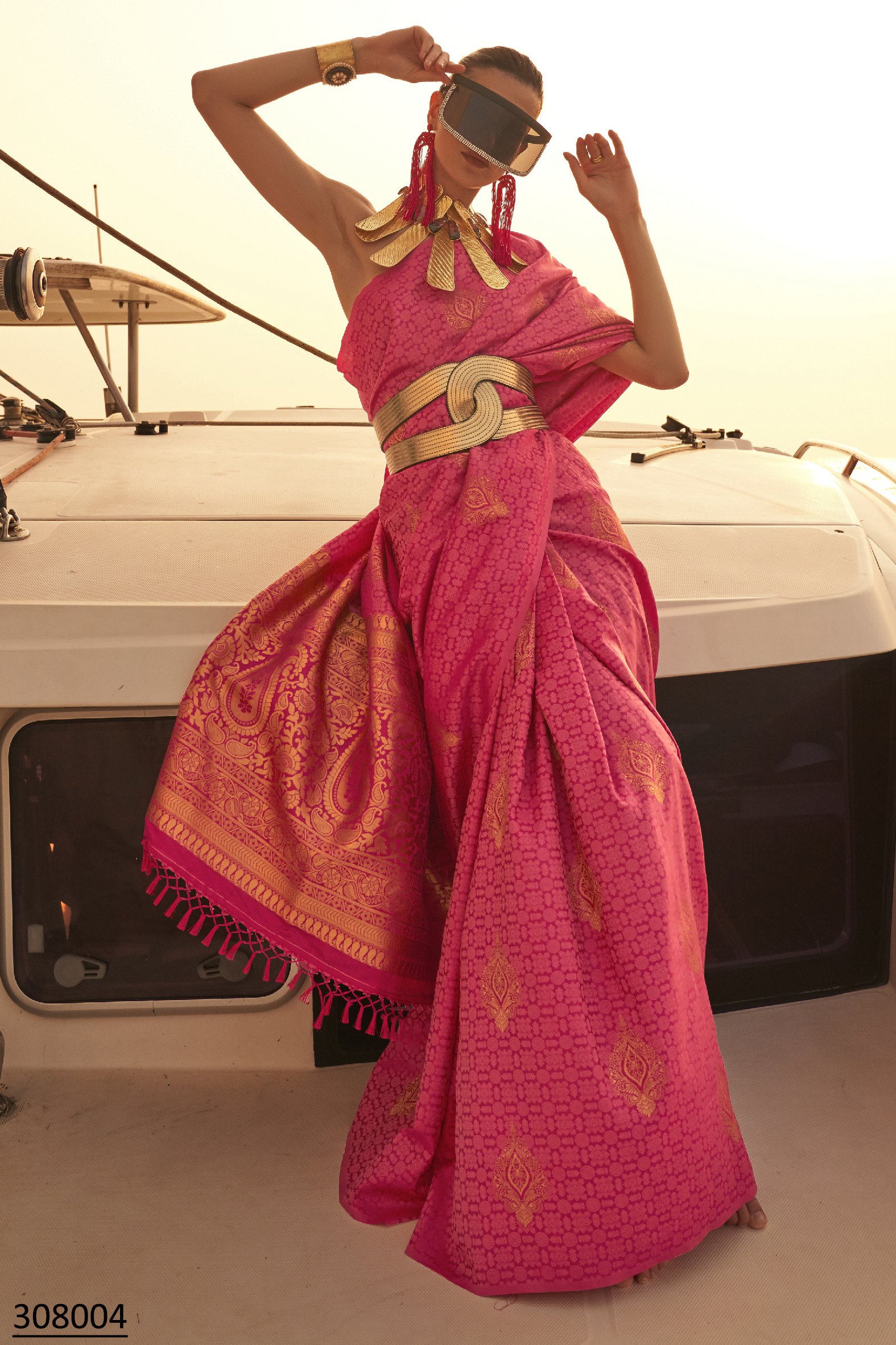 Elevate Your Ethnic Wardrobe With Our Unstitched Satin Pastel Two-tone Handloom Saree And Blouse Set