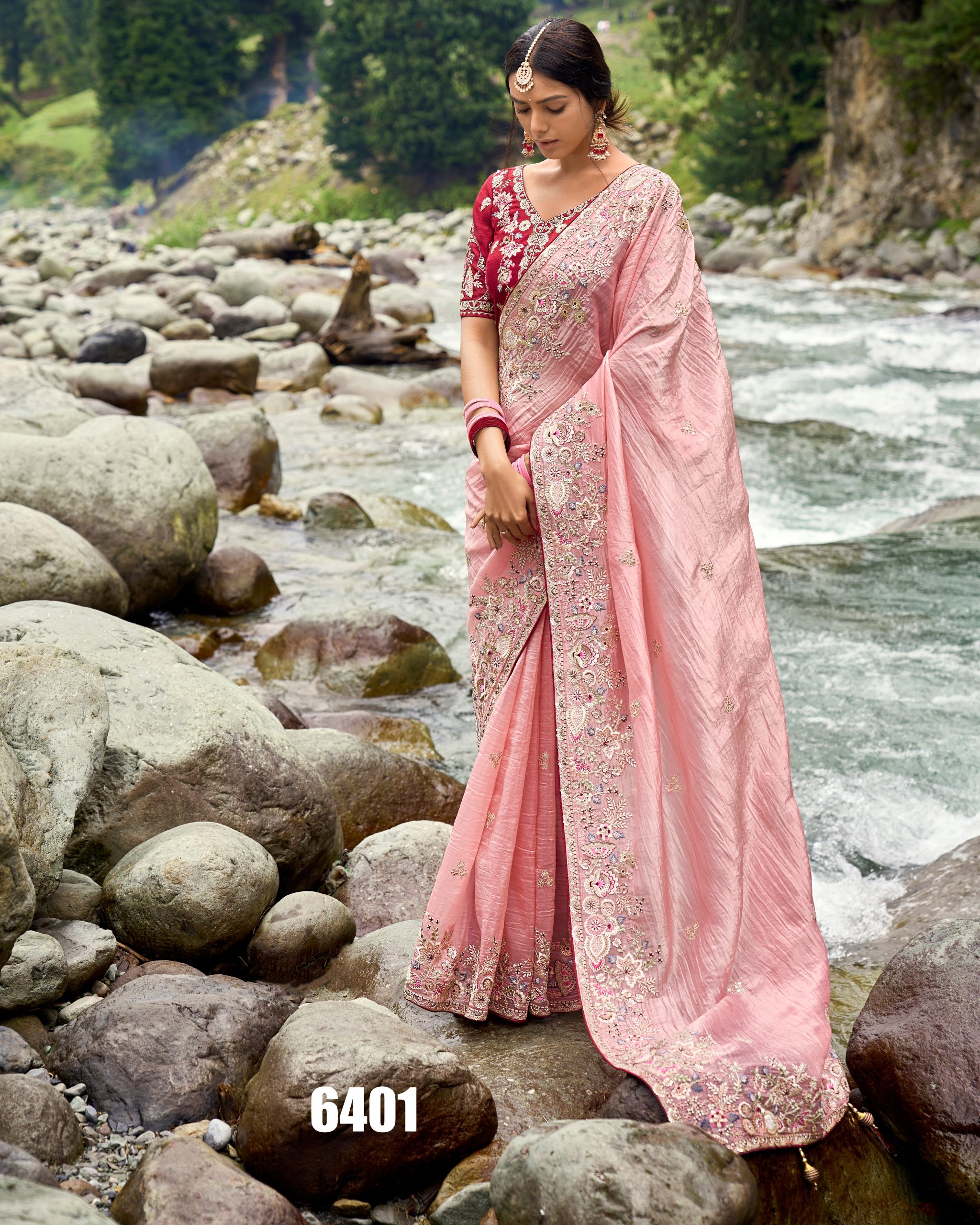 Women's Unstitched Pure Banarasi Silk Latest Designer Party Wear Saree