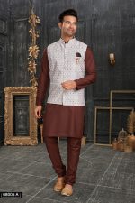 Men's Cotton Kurta with Pyjama and Stylish Jacket - A Perfect Blend of Tradition and Contemporary Fashion