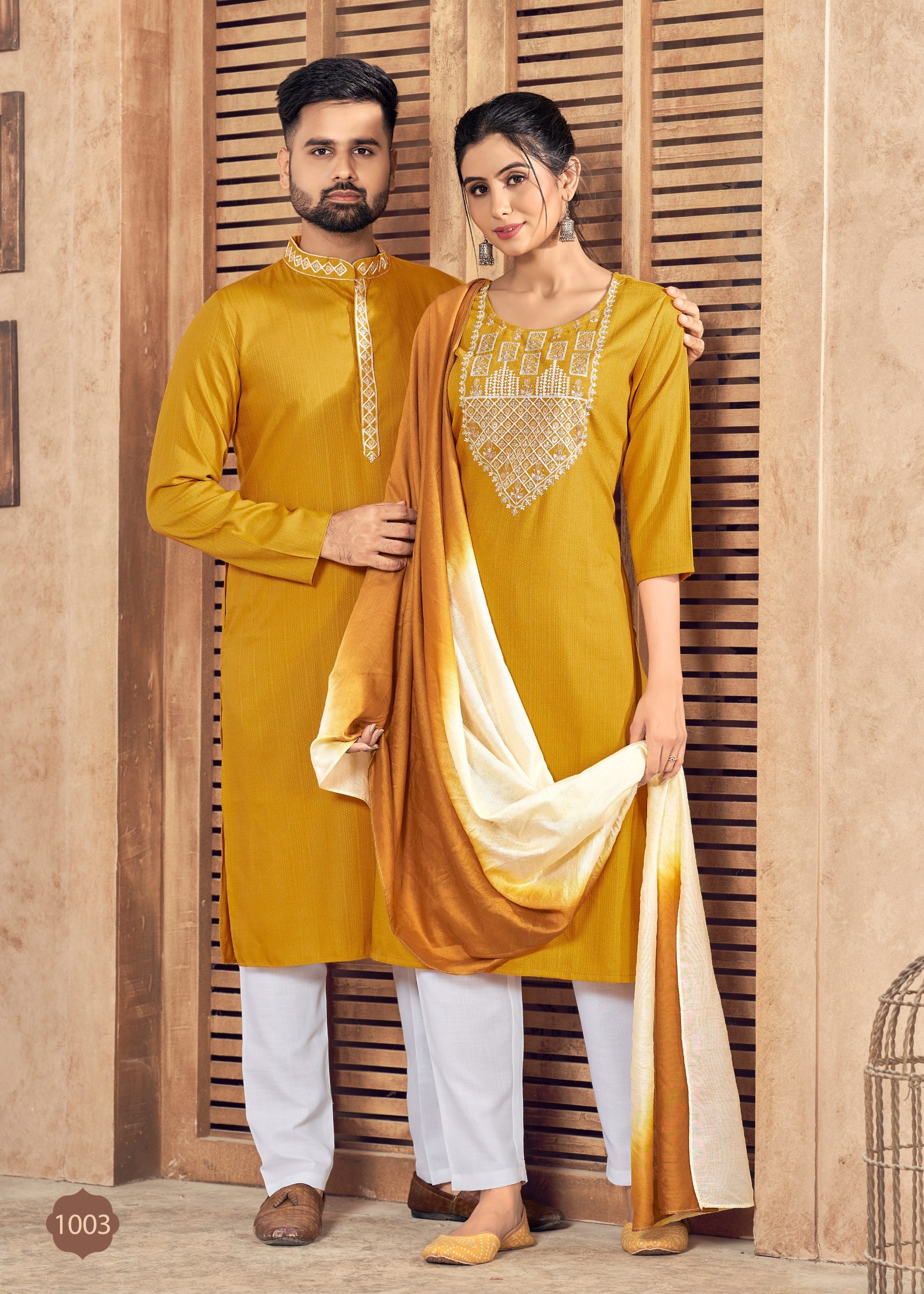 Present A Couple Combo Of Kurta With Payjama And Kurti With Pants & Dupatta