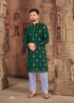 Gent's Cotton Kurta With Foil Print And Payjama