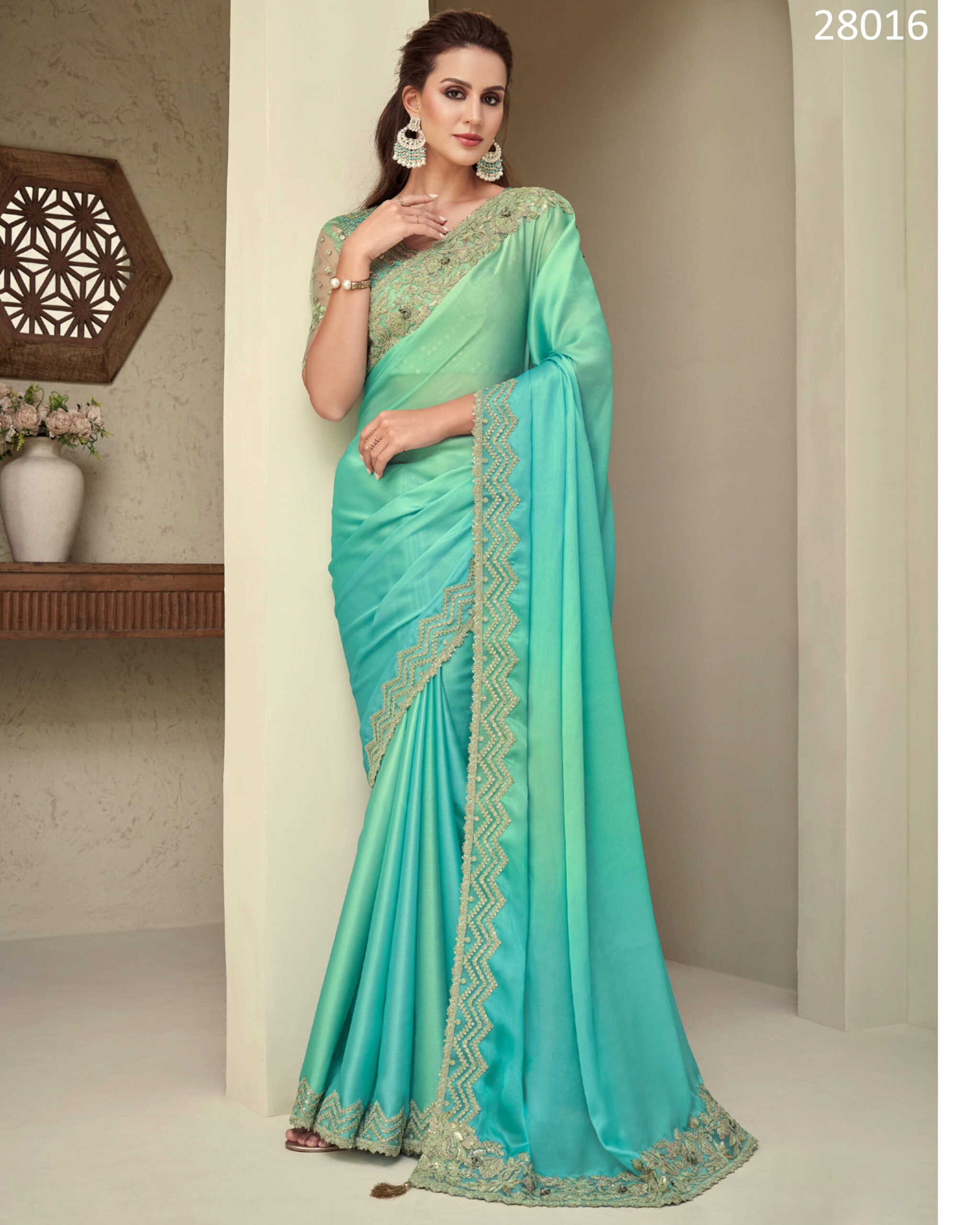 Chic & Glamorous Unveil The Allure Of Designer Partywear Sarees