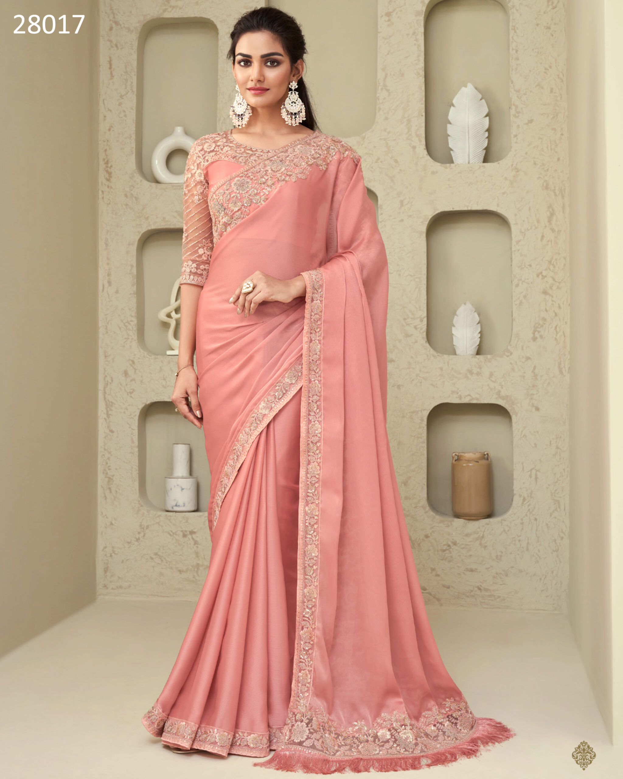 Chic & Glamorous Unveil The Allure Of Designer Partywear Sarees