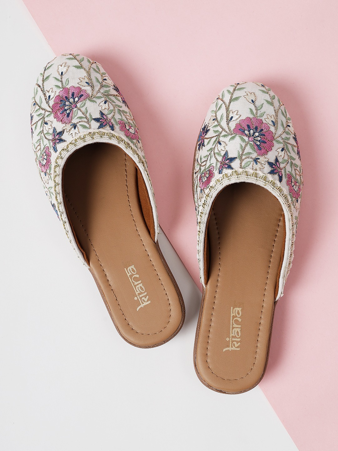 Presenting Women Juttis