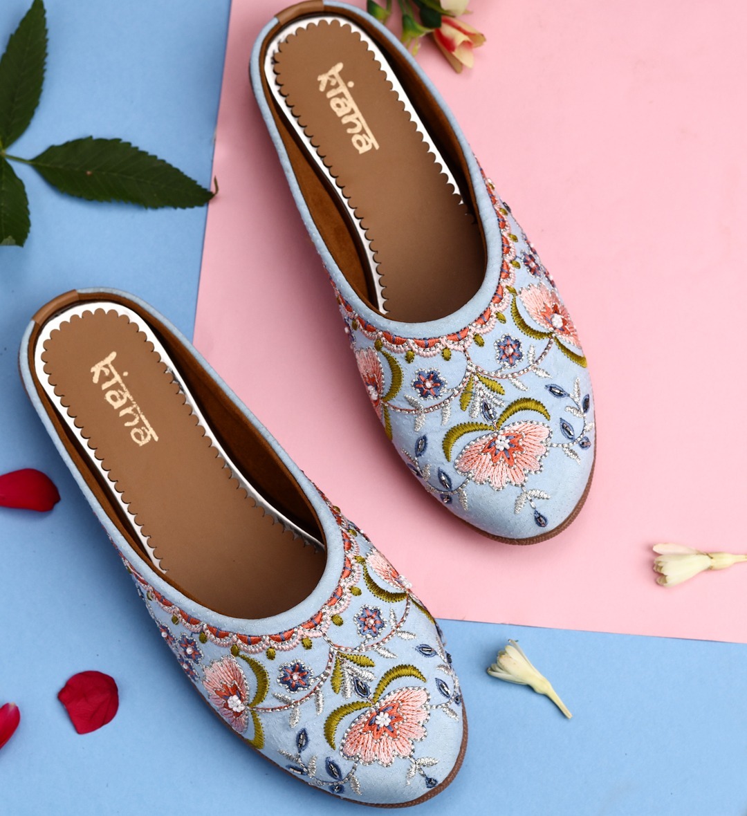 Presenting Women Juttis