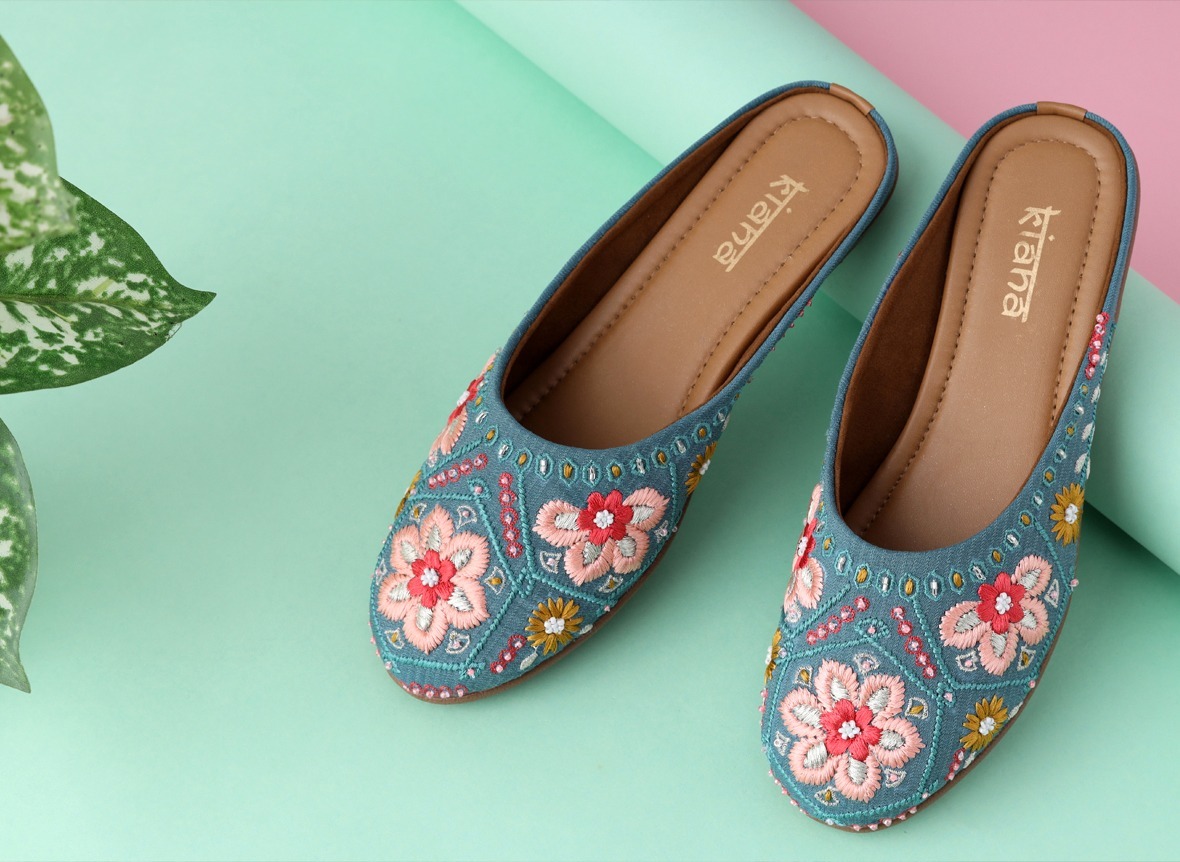 Presenting Women Juttis