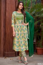 Nayra Cut Heavy Muslin Kurties With Pent And Dupatta