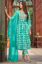 Nayra Cut Heavy Muslin Kurties With Pent And Dupatta