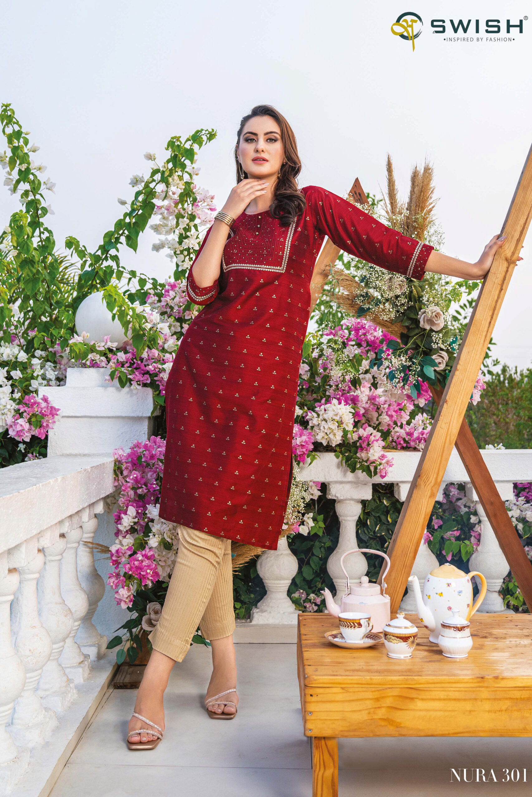 Ethnicrang Women's Silk Jacquard Straight Design Weaving Kurti