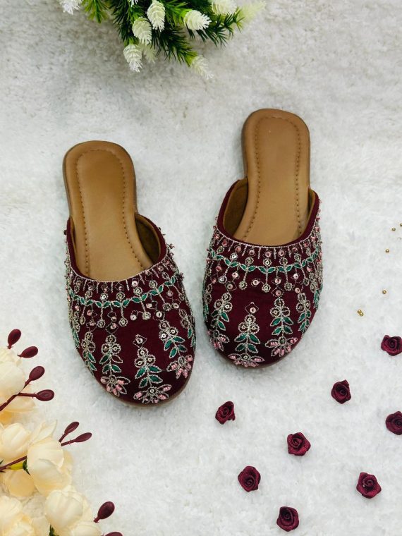 Women's Handcrafted Jutti With PVC Sole For Graceful Strides