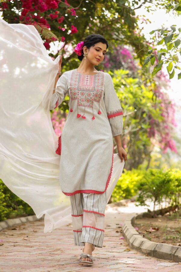 Festive Wear Women's Designer Embroidered Work Stitched Cotton Kurti-Pent With Dupatta| Latest Kurti-Pent Set For Summer