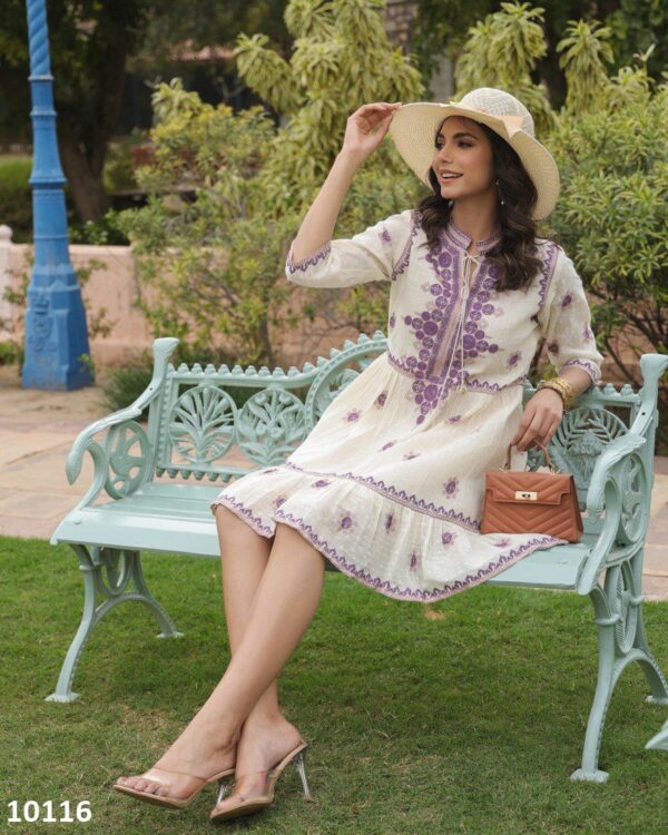 White Pure Cotton Embroidered Work Summer Style Women's Wear Tunic