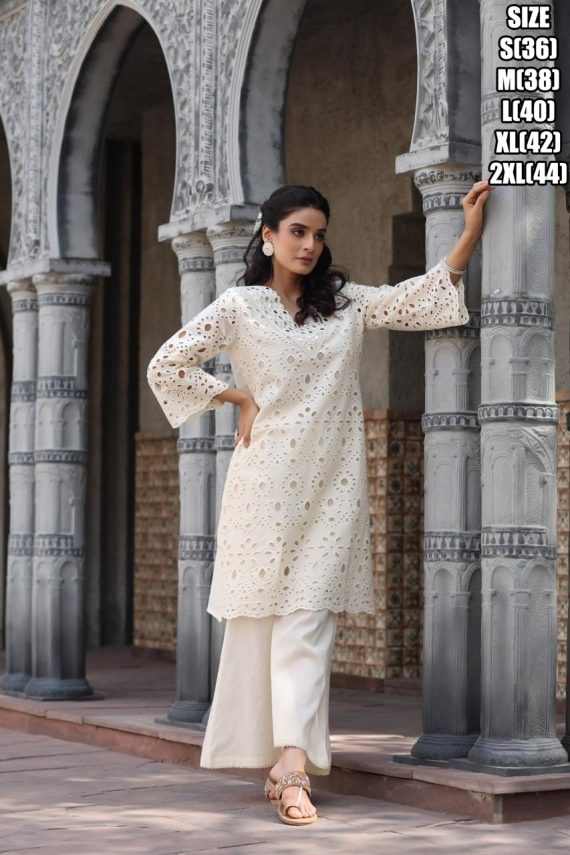 Latest Stylish Summer Dresses For Festive Wear White Pure Cotton Fancy Kurti With Pent