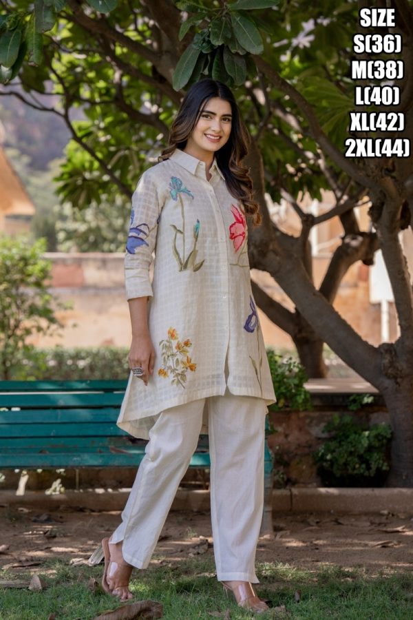 This Two Piece Set Includes Top And Pent, White Cotton Top With Turn Down Collar Neck Top With Pent