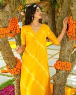 Latest Collections Of Casual Wear Leheriya Digital Printed Kurti With Pant