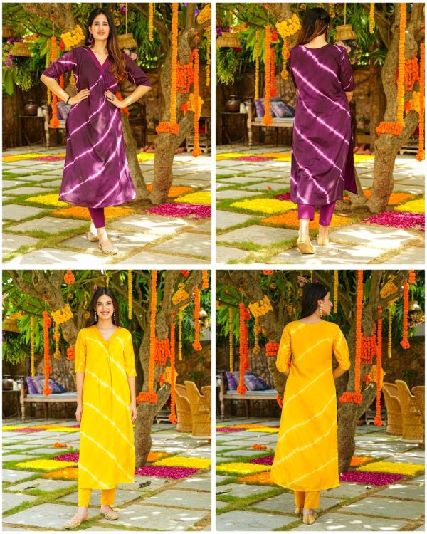 Latest Collections Of Casual Wear Leheriya Digital Printed Kurti With Pant