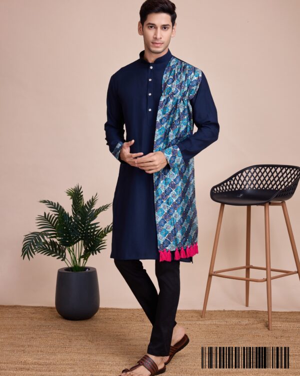 New Presenting Men's Traditional Wear Navratri Special Designer Indo-Western Kurta