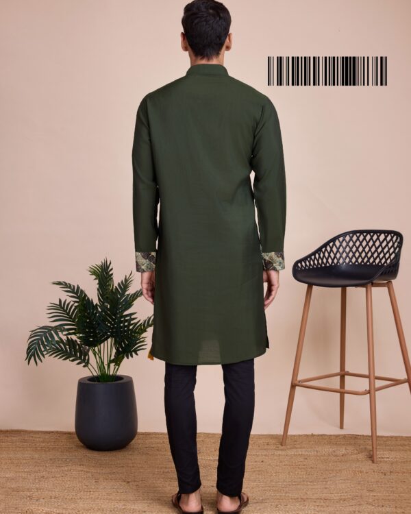 New Presenting Men's Traditional Wear Navratri Special Designer Indo-Western Kurta