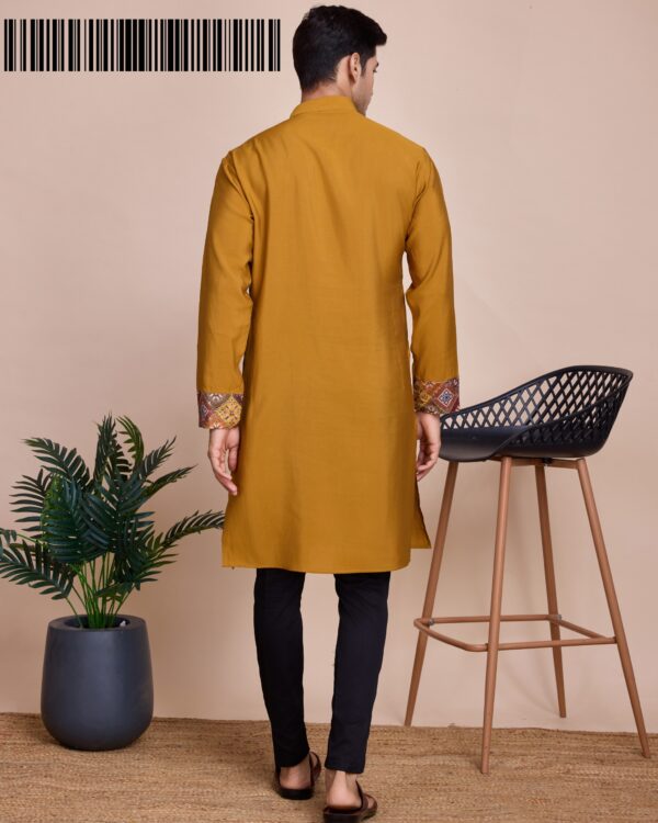 New Presenting Men's Traditional Wear Navratri Special Designer Indo-Western Kurta