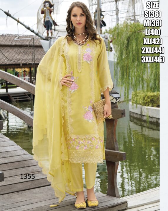 Full Embroidery Work On Soft Organza Festive Wear Kurti With Pant And Dupatta Set