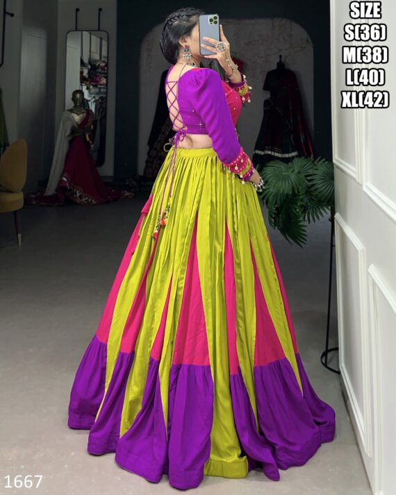 We Presenting Navratri Chaniya Choli For Garba By Online, Including Traditional, Fashion And Designer Styles