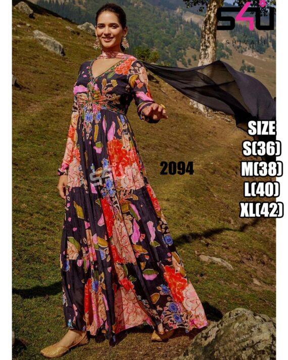 Women's Latest Choice With Our Beautiful Indian Ethnic Clothing For This Festive And Wedding Season