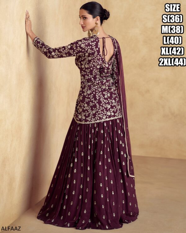 An Exclusive Collection Of Wedding Wear Sets With The Most Exquisite And Elegant Styles Can Wear For Women