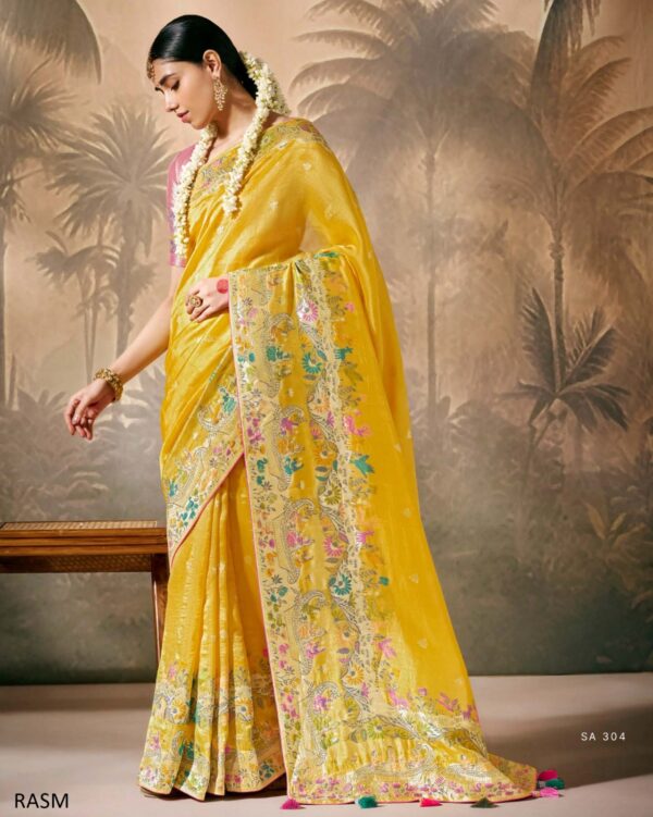 Designer Munga Silk Un-Stitch Ethnic Wear Saree With Blouse For Any Special Occasions
