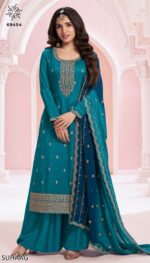 Shop At Ethnicrang For Beautifully Designed Salwar Kameez, Available In Both Classic And Contemporary Styles