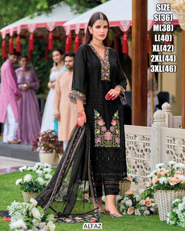 Exquisite Kurtis With Designer Pant Sets, Shop Our Premium Luxury Fancy Pakistani Collection 2025