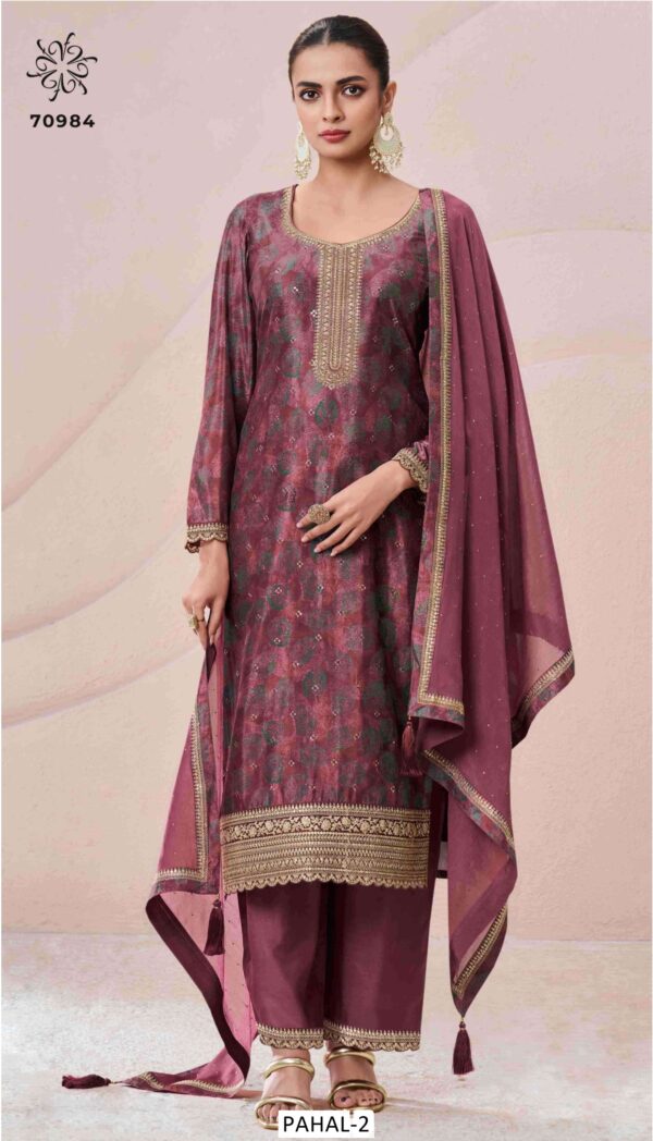 Best Formal Salwar Suits For Ladies: With Comfortable Fit For Festive Wear
