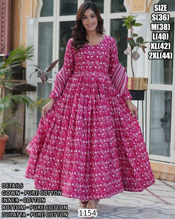 We Have Pure Cotton Gown Sets Available In Two Beautiful Colours!