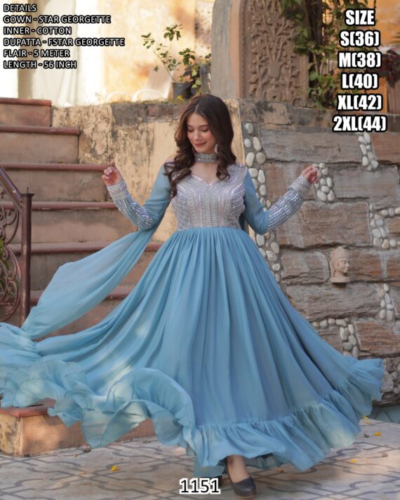 Complete Your Occasional Look With Fit And Flared Anarkali Gown With Dupatta