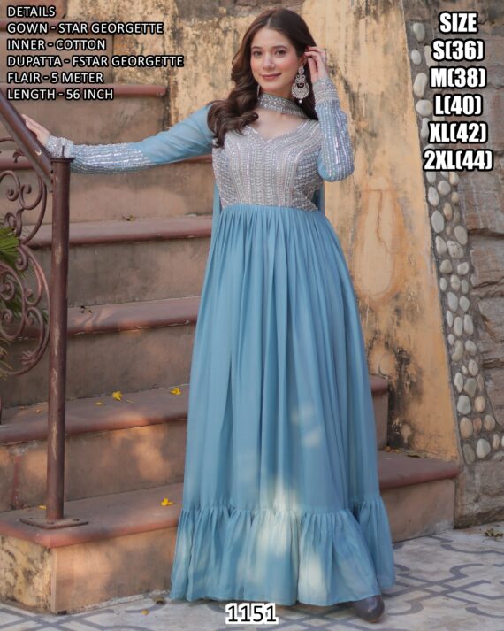 Complete Your Occasional Look With Fit And Flared Anarkali Gown With Dupatta