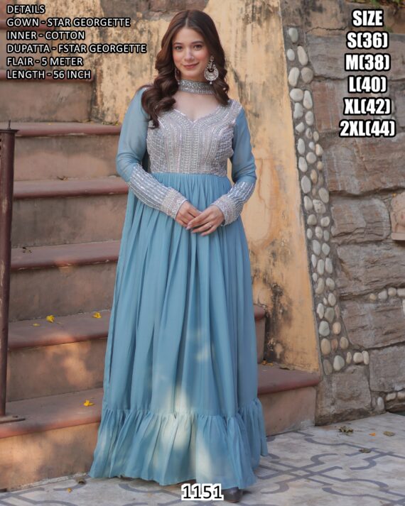 Complete Your Occasional Look With Fit And Flared Anarkali Gown With Dupatta