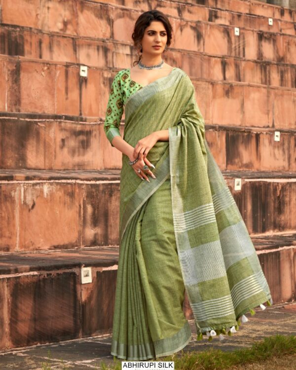 Choose From Our Collection Of Designer Sarees For Your Next Wedding, Party And More