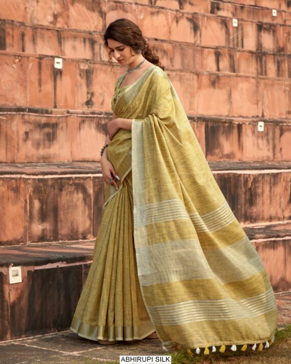 Choose From Our Collection Of Designer Sarees For Your Next Wedding, Party And More