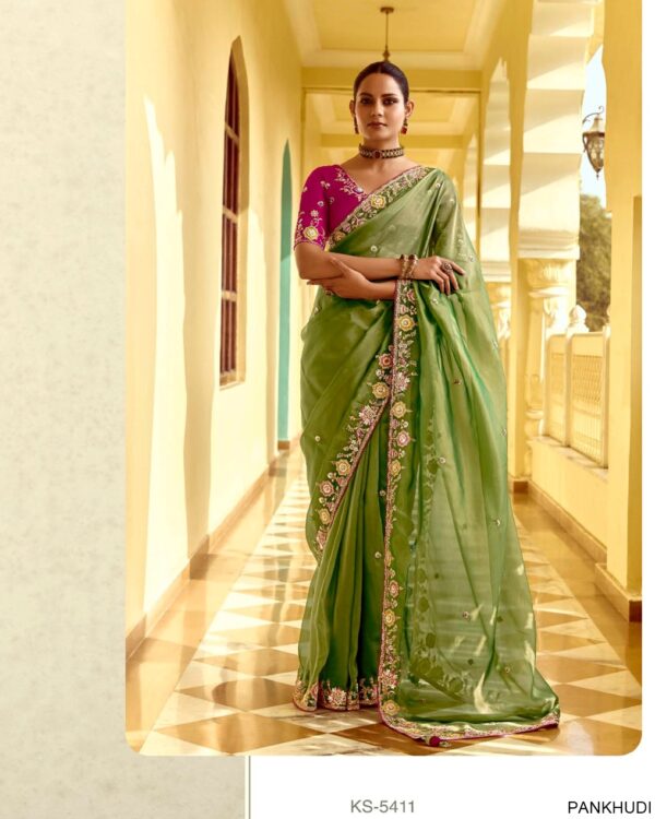 Book Online Designer Traditional Style Wedding Wear Un-Stitched Saree With Blouse