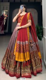 Buy Onion Pink Kashmiri Printed Lehenga Choli For Bridesmaid Online At Ethnicrang