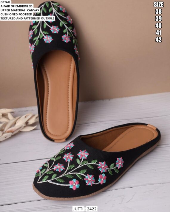 Buy Latest Collection Of Fine Looking Designer Ethnic Juttis For Ladies