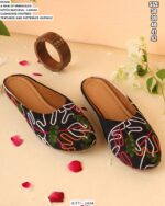 Buy Latest Collection Of Fine Looking Designer Ethnic Juttis For Ladies