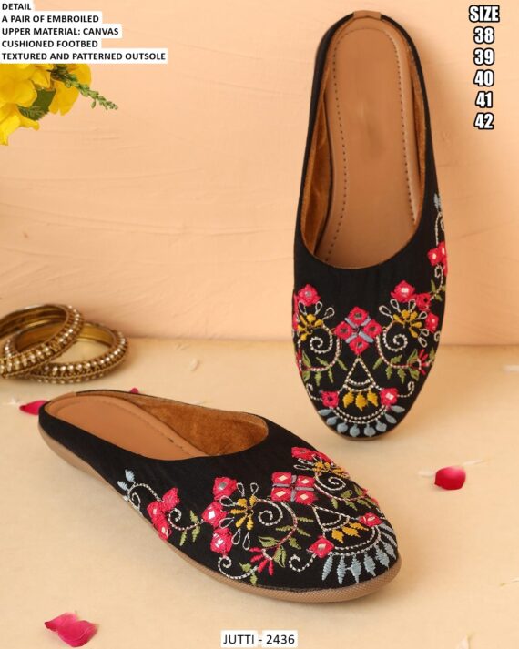 Buy Latest Collection Of Fine Looking Designer Ethnic Juttis For Ladies