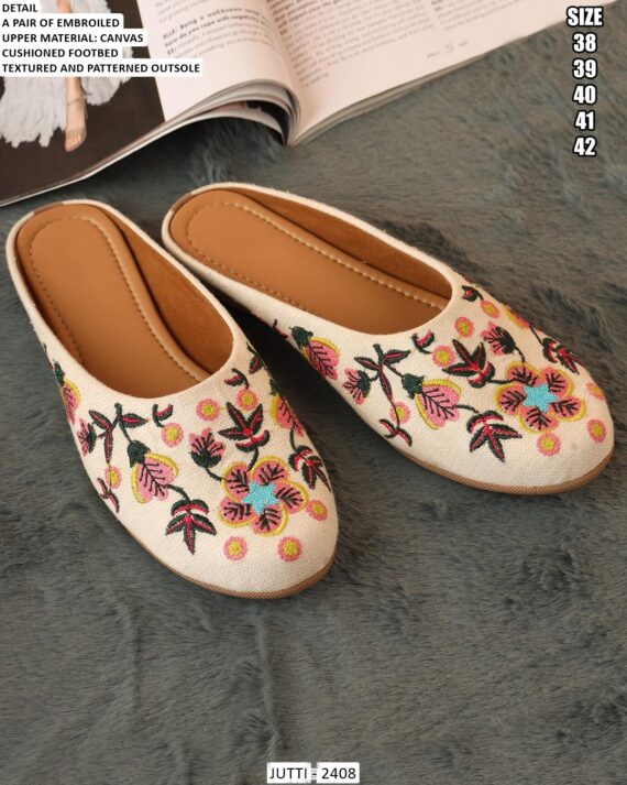 Buy Latest Collection Of Fine Looking Designer Ethnic Juttis For Ladies