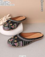 Buy Latest Collection Of Fine Looking Designer Ethnic Juttis For Ladies